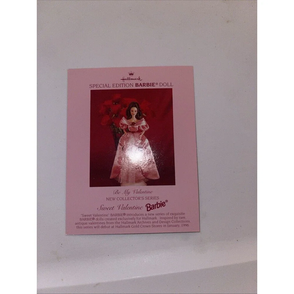 HALLMARK 1995 Keepsake Holiday BARBIE Christmas Ornament 3rd in Series